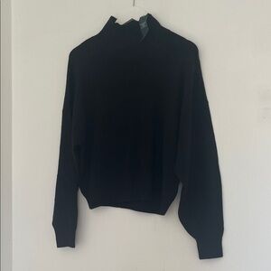 Abercrombie & Fitch sweater